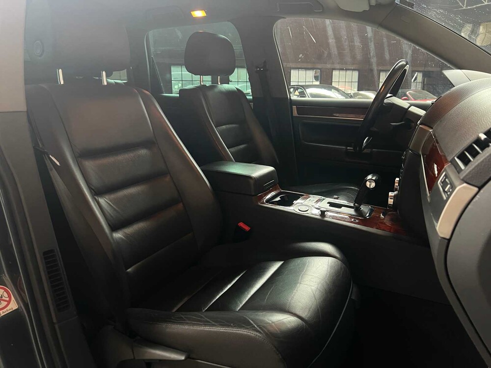 Volkswagen Touareg 3.2 V6 241PS 2005, 32-RF-TB Youngtimer