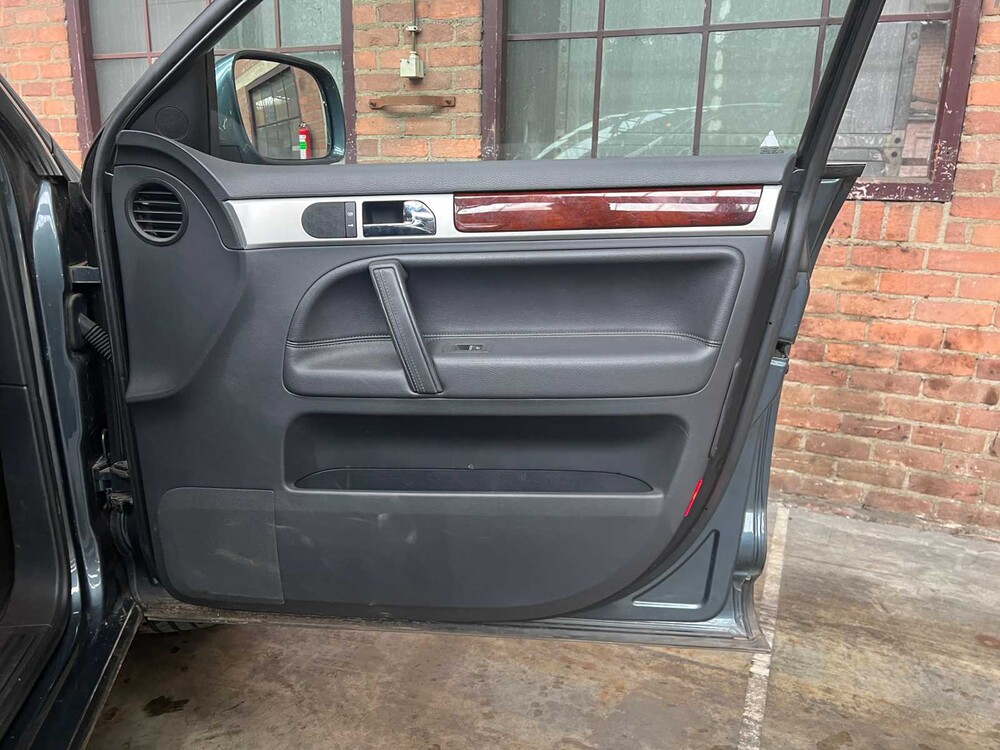 Volkswagen Touareg 3.2 V6 241PS 2005, 32-RF-TB Youngtimer