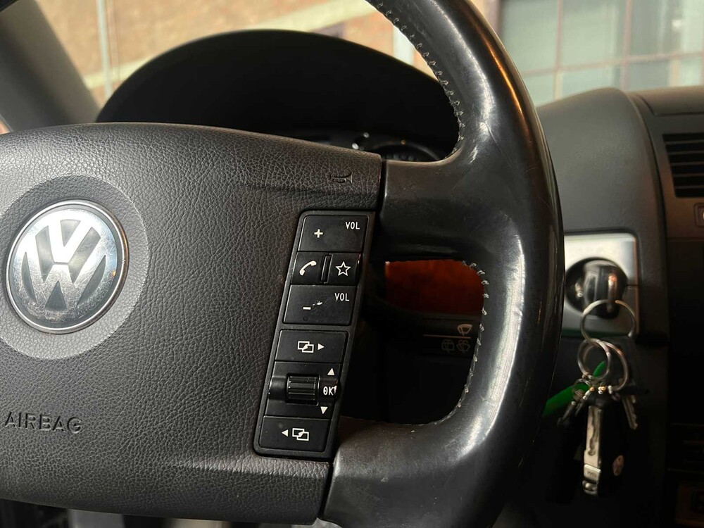 Volkswagen Touareg 3.2 V6 241PS 2005, 32-RF-TB Youngtimer