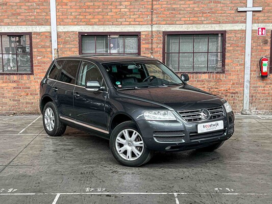 Volkswagen Touareg 3.2 V6 241pk 2005, 32-RF-TB Youngtimer