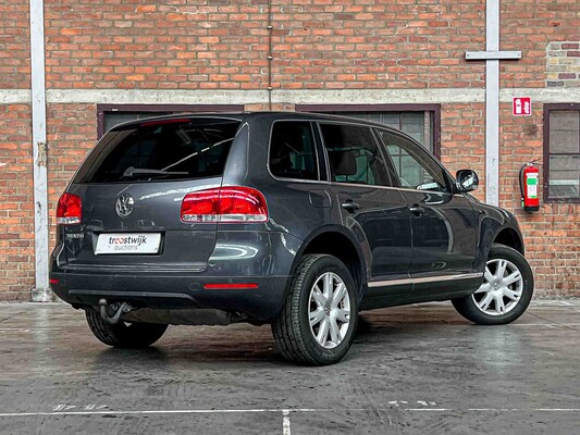 Volkswagen Touareg 3.2 V6 241pk 2005, 32-RF-TB Youngtimer