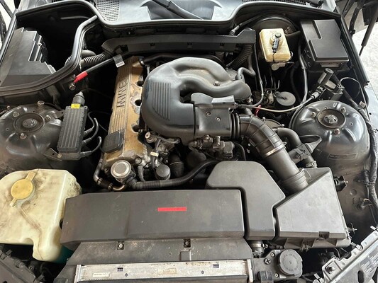 BMW Z3 Roadster Facelift 1.9i 118pk 2001, 64-GR-JN