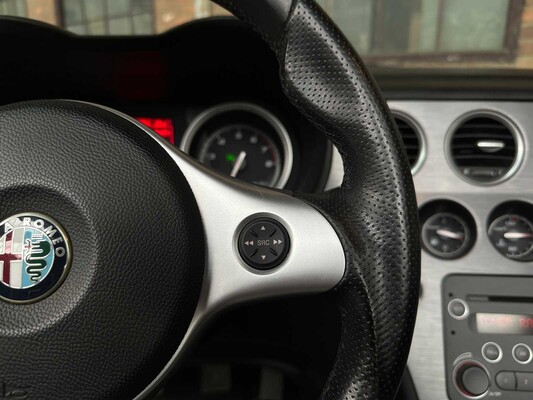 Alfa Romeo Spider TBi 1.8 200pk 2010