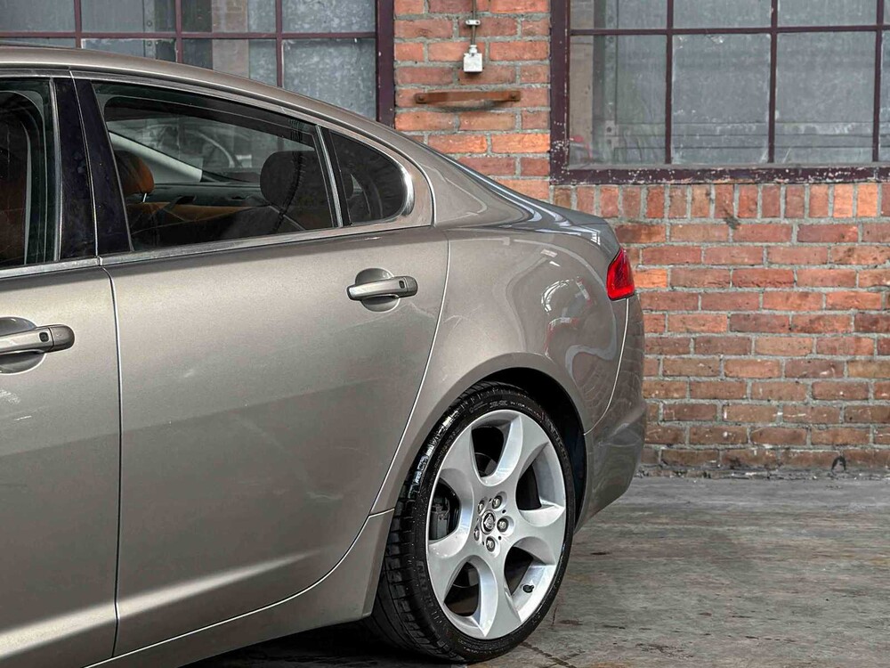 Jaguar XF SV8 4.2 Kompressor 416PS 2008 (Original-NL), 31-ZL-GR Youngtimer
