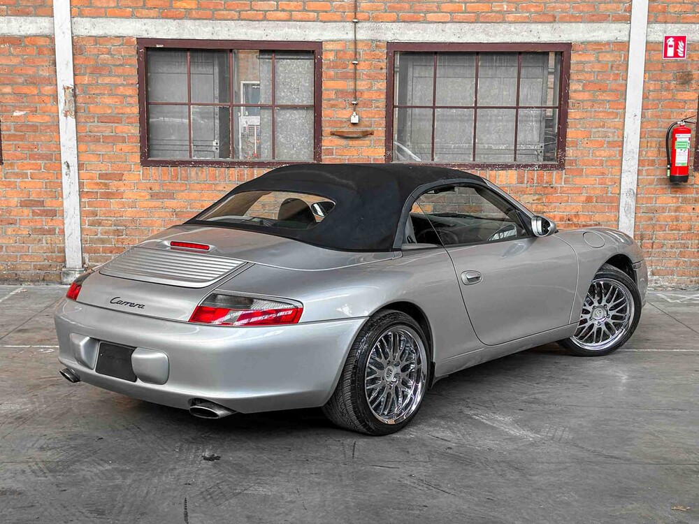 Porsche 911 Carrera Cabriolet 3.6 996 320PS 2003 Youngtimer