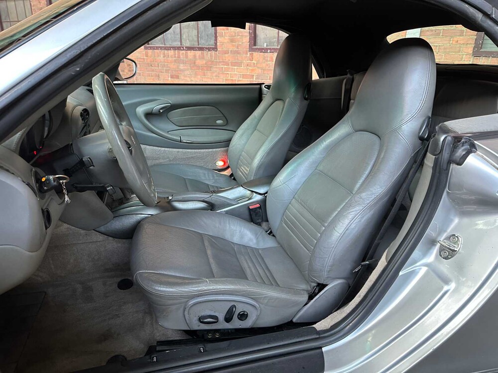 Porsche 911 Carrera Cabriolet 3.6 996 320PS 2003 Youngtimer