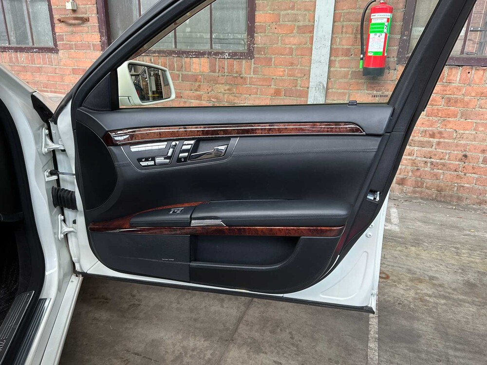 Mercedes-Benz S600 Long 5.5 V12 517PS 2006 Youngtimer Lorinser S-Klasse