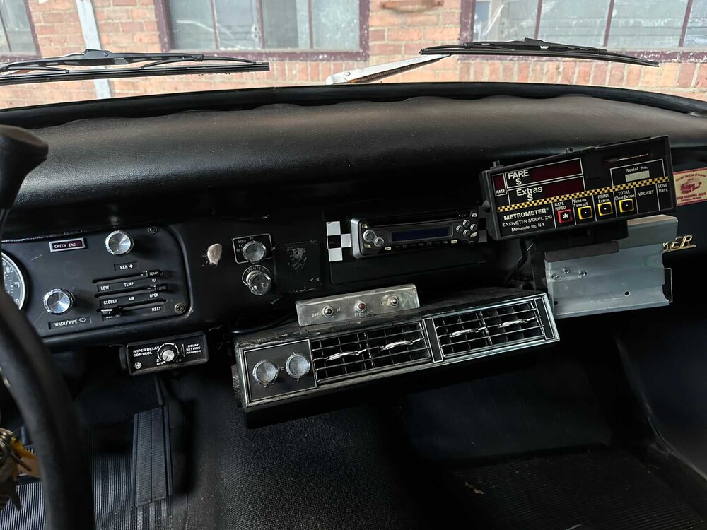 Checker Marathon Yellow Cab 3.8 TAXI 114PS 1982, J-267-HX