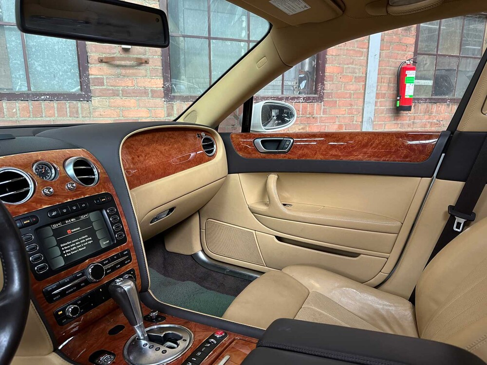 Bentley Continental Flying Spur 6.0 W12 525HP 2007 (53.000 KM) Youngtimer