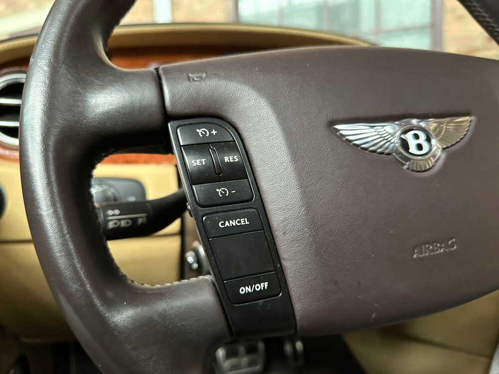 Bentley Continental Flying Spur 6.0 W12 525HP 2007 (53.000 KM) Youngtimer