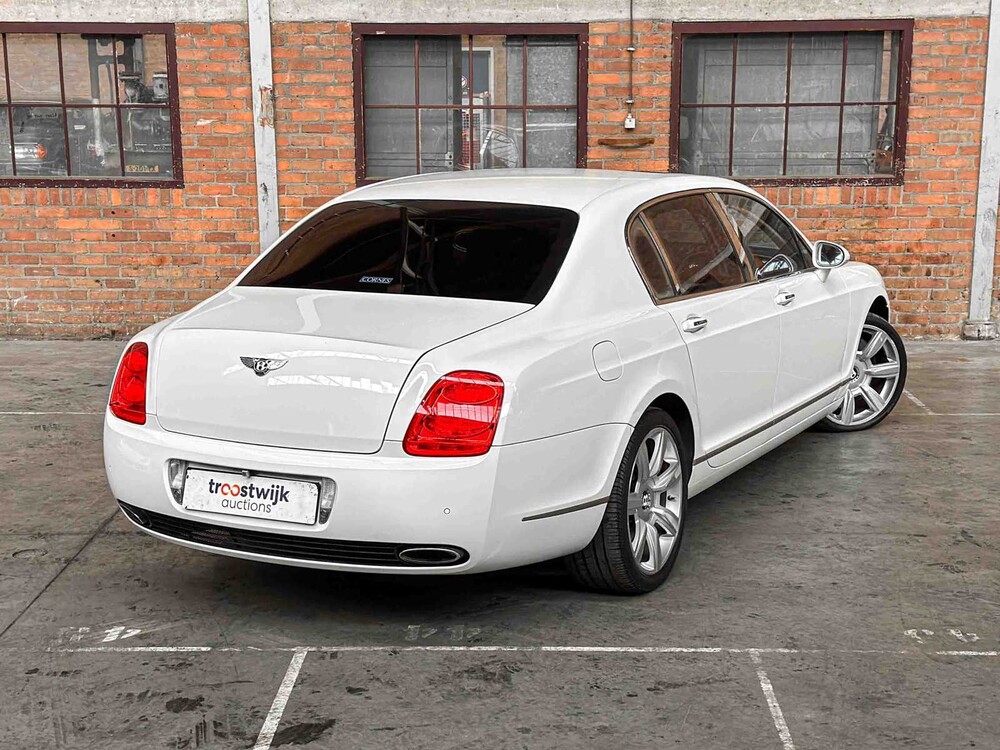 Bentley Continental Flying Spur 6.0 W12 525HP 2007 (53.000 KM) Youngtimer