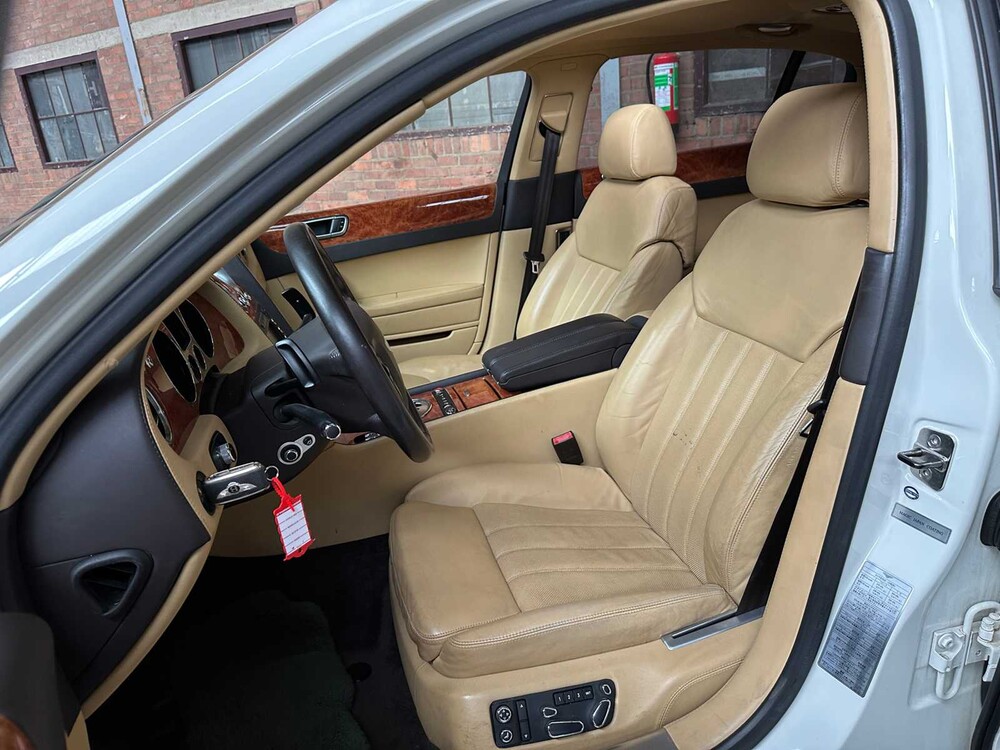 Bentley Continental Flying Spur 6.0 W12 525HP 2007 (53.000 KM) Youngtimer