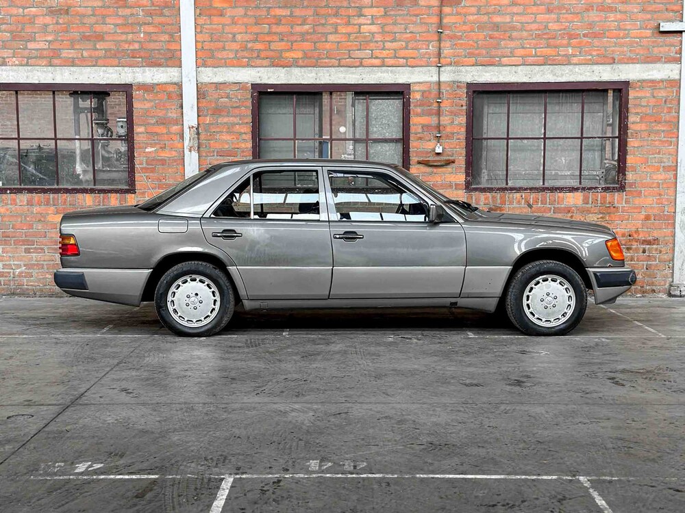 Mercedes-Benz 200E W124 2.0 122PS 1992