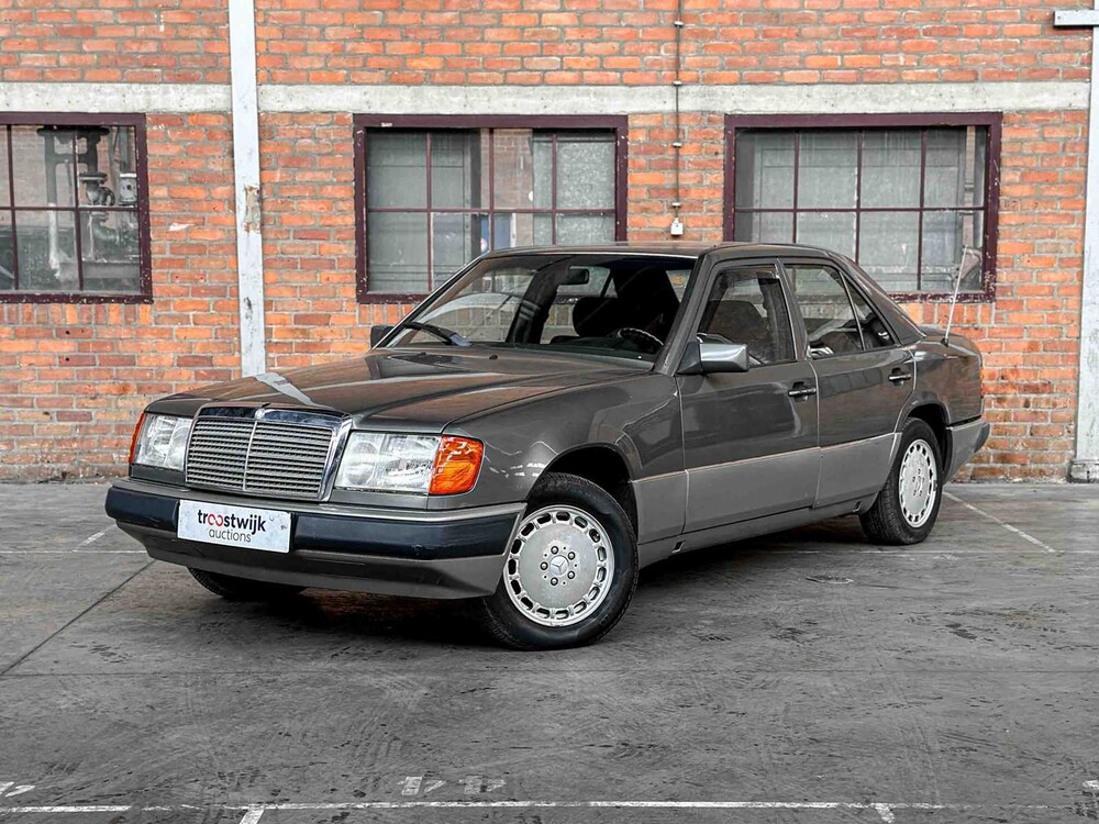Mercedes-Benz 200E W124 2.0 122PS 1992