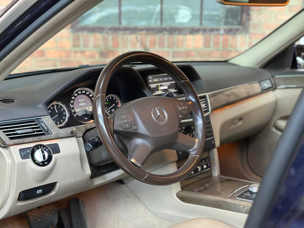 Mercedes-Benz E350 CGI Elegance E-Klasse 292PS 2009, 05-JPN-5 Youngtimer
