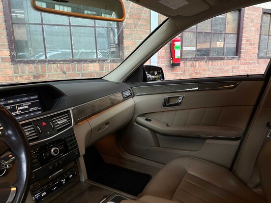 Mercedes-Benz E350 CGI Elegance E-Klasse 292pk 2009, 05-JPN-5 Youngtimer