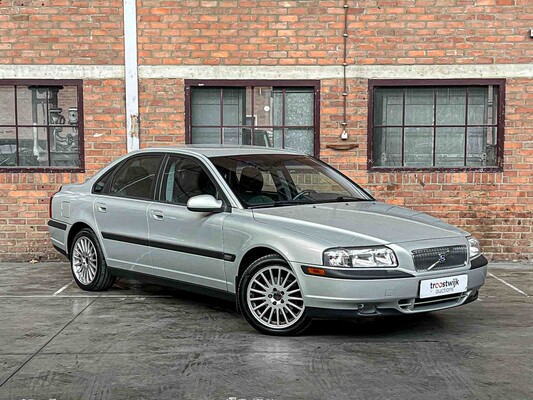 Volvo S80 2.4 Comfort 140pk 2000, H-877-JJ Youngtimer