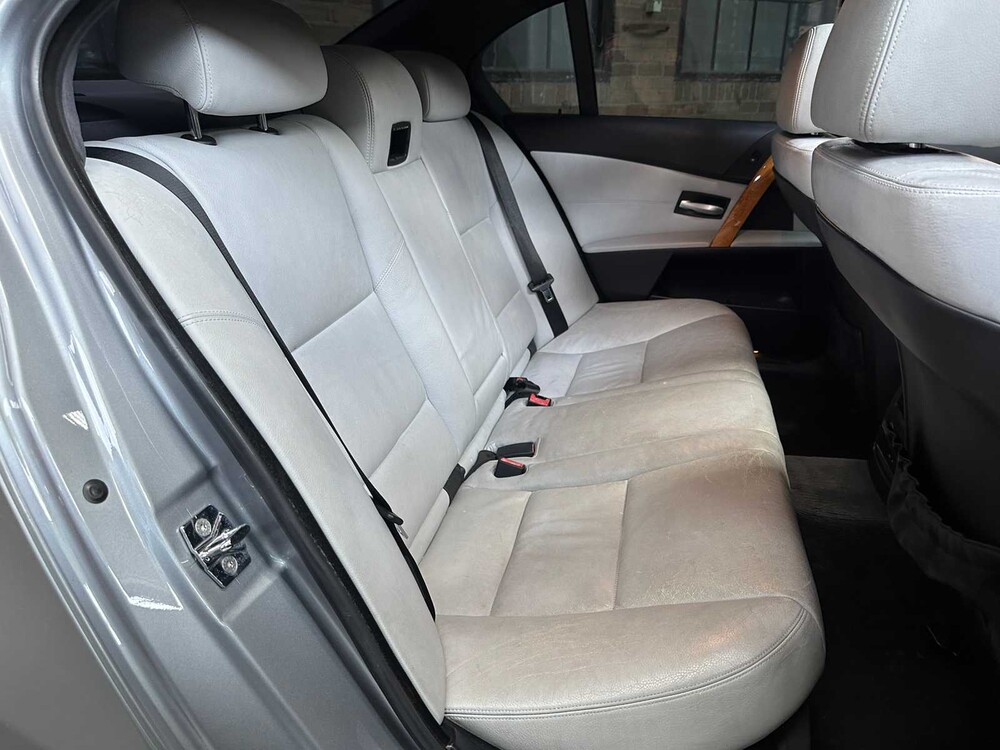 BMW M5 5.0 V10 500PS 2006 5er Youngtimer