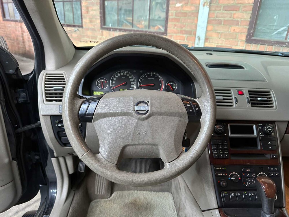 Volvo XC90 4.4 V8 315PS 2005 Youngtimer