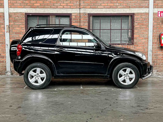 Toyota RAV4 2.0-16V VVT-i Sol (Automaat) 150pk 2004, 76-HFB-9 Youngtimer