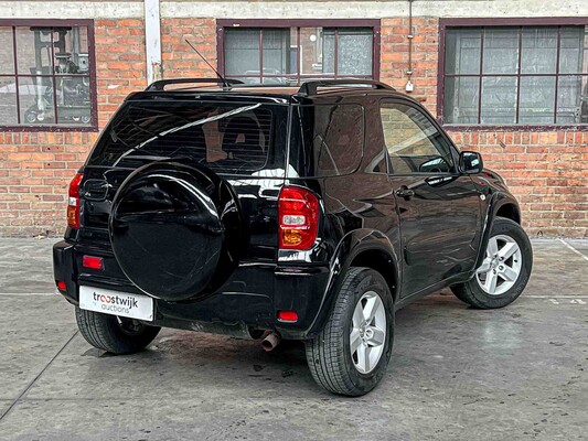 Toyota RAV4 2.0-16V VVT-i Sol (Automaat) 150pk 2004, 76-HFB-9 Youngtimer