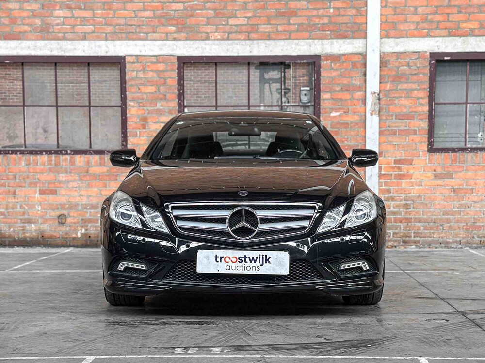 Mercedes-Benz E500 AMG Coupé 5.5 V8 388PS 2009 E-Klasse Youngtimer