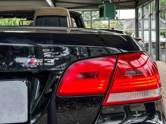 BMW M3 Cabriolet E93 4.0 V8 420pk 2008 HANDGESCHAKELD Youngtimer