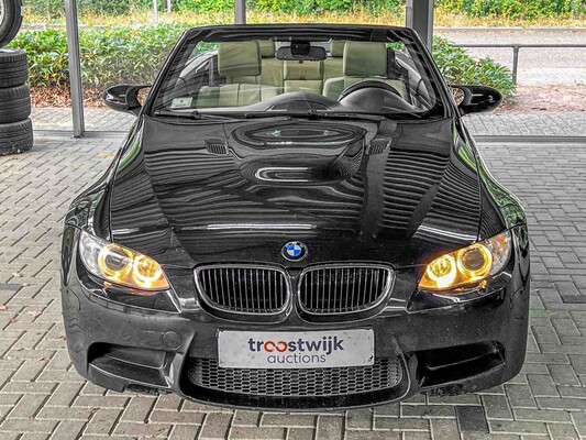 BMW M3 Cabriolet E93 4.0 V8 420pk 2008 HANDGESCHAKELD Youngtimer