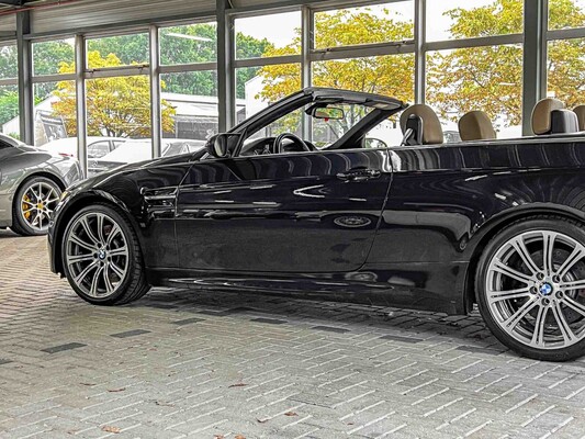 BMW M3 Cabriolet E93 4.0 V8 420pk 2008 HANDGESCHAKELD Youngtimer