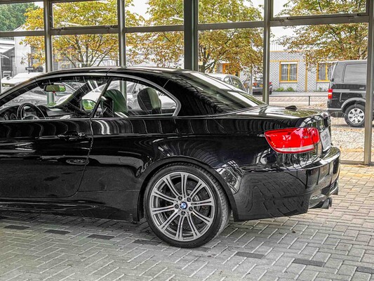 BMW M3 Cabriolet E93 4.0 V8 420pk 2008 HANDGESCHAKELD Youngtimer