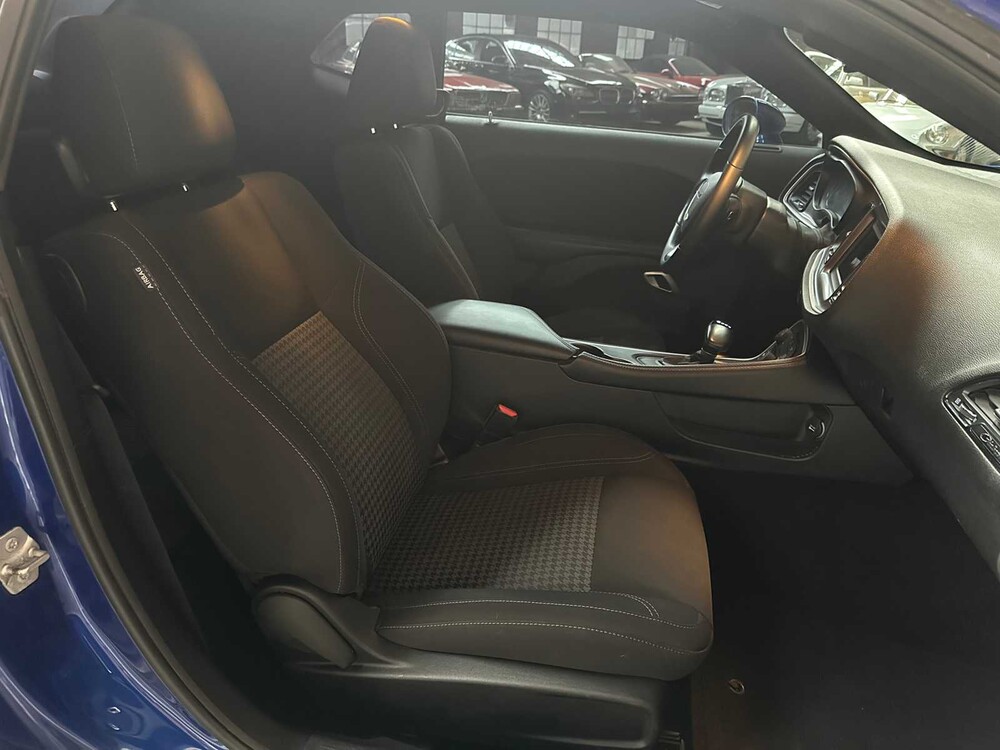 Dodge Challenger SXT 3.6 V6 305PS 2022