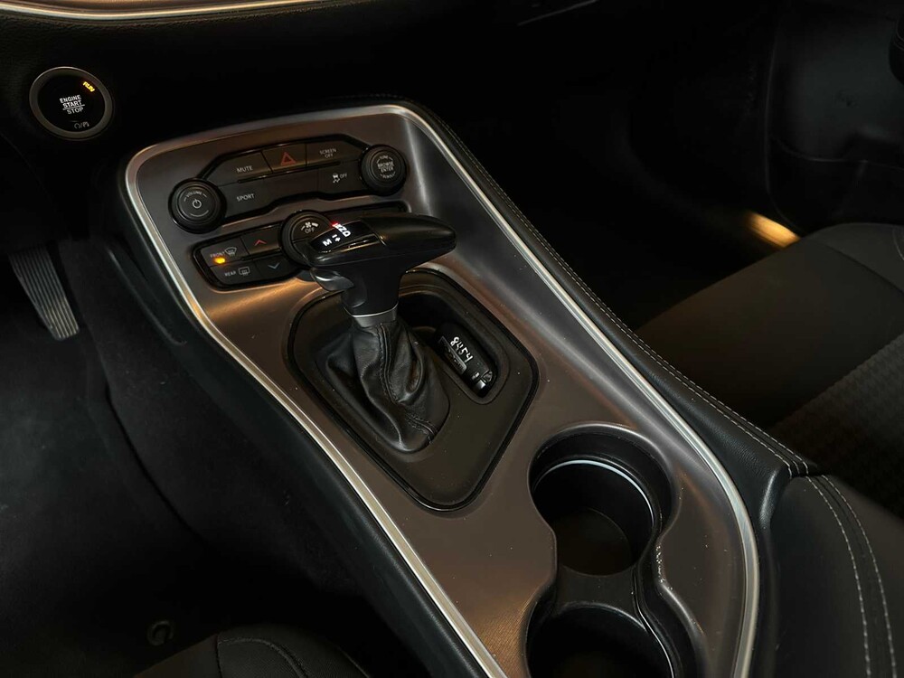 Dodge Challenger SXT 3.6 V6 305PS 2022