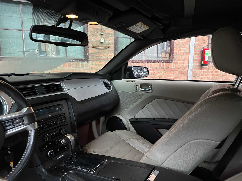 Ford Mustang Cabrio 3.7 V6 310PS 2011