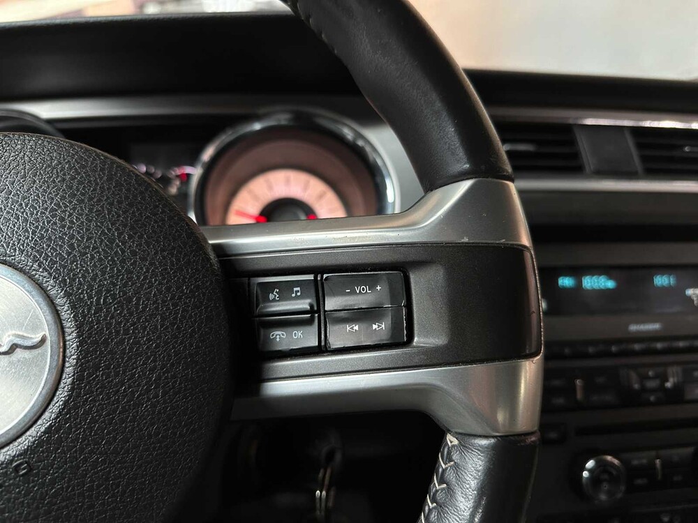 Ford Mustang Cabrio 3.7 V6 310PS 2011