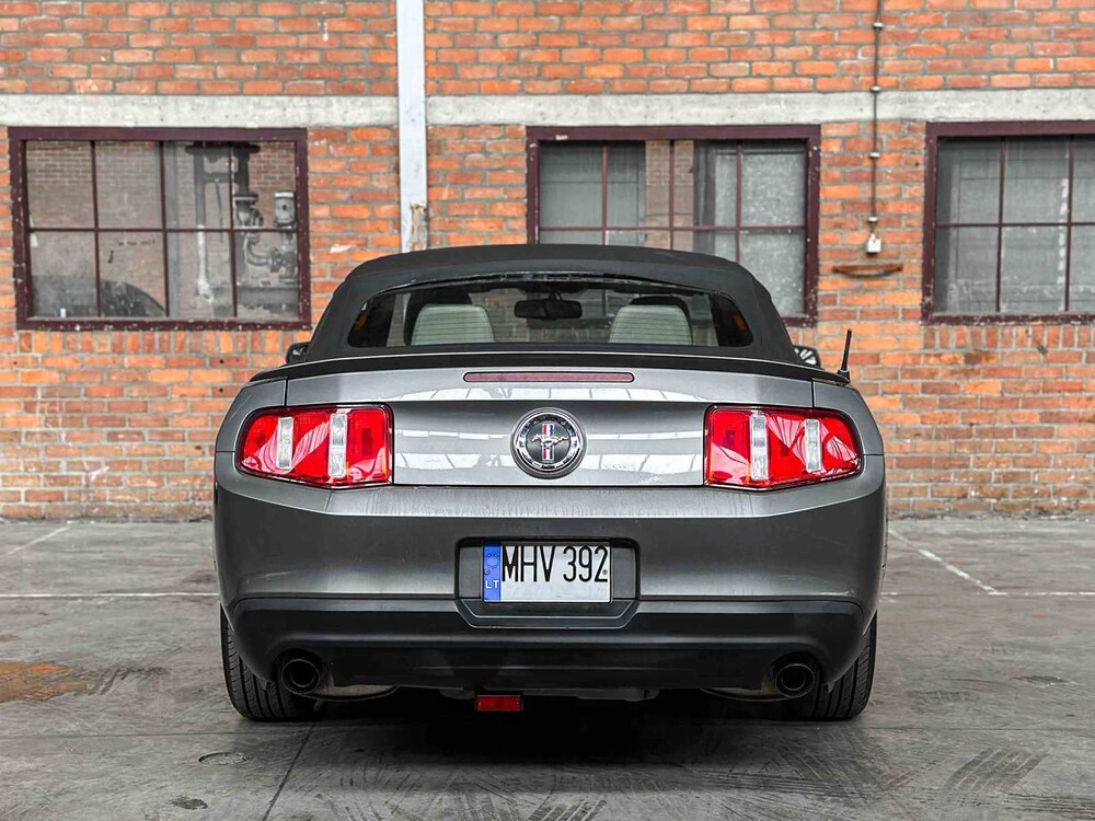 Ford Mustang Cabrio 3.7 V6 310PS 2011