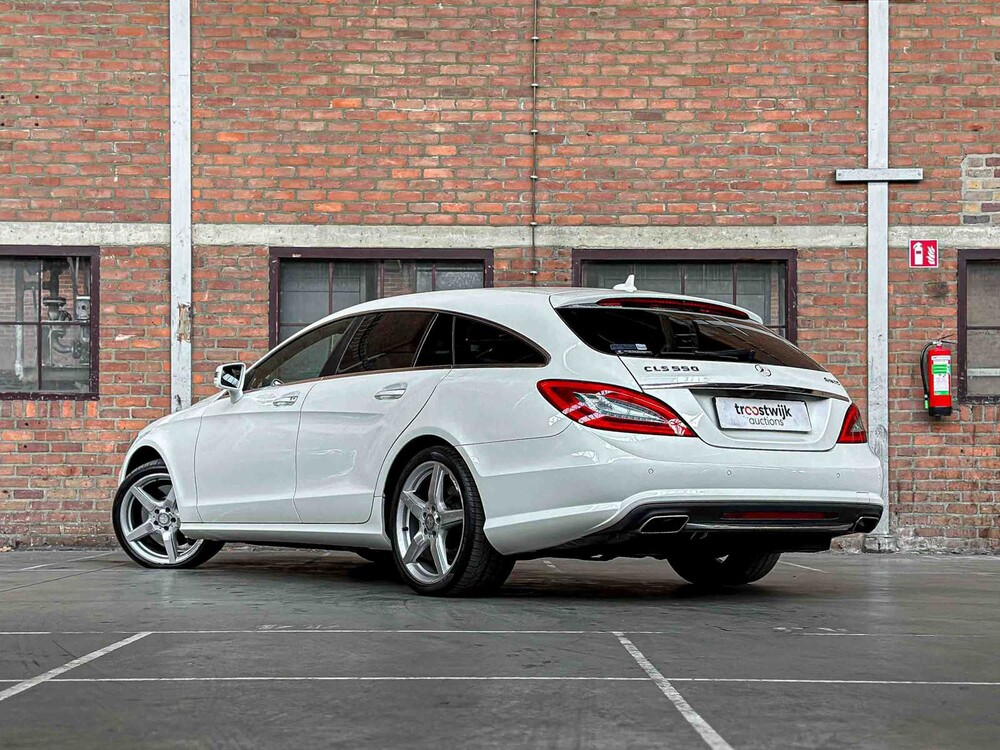 Mercedes-Benz CLS500 4Matic Shooting Brake 4.7 V8 408PS 2013 CLS-Klasse