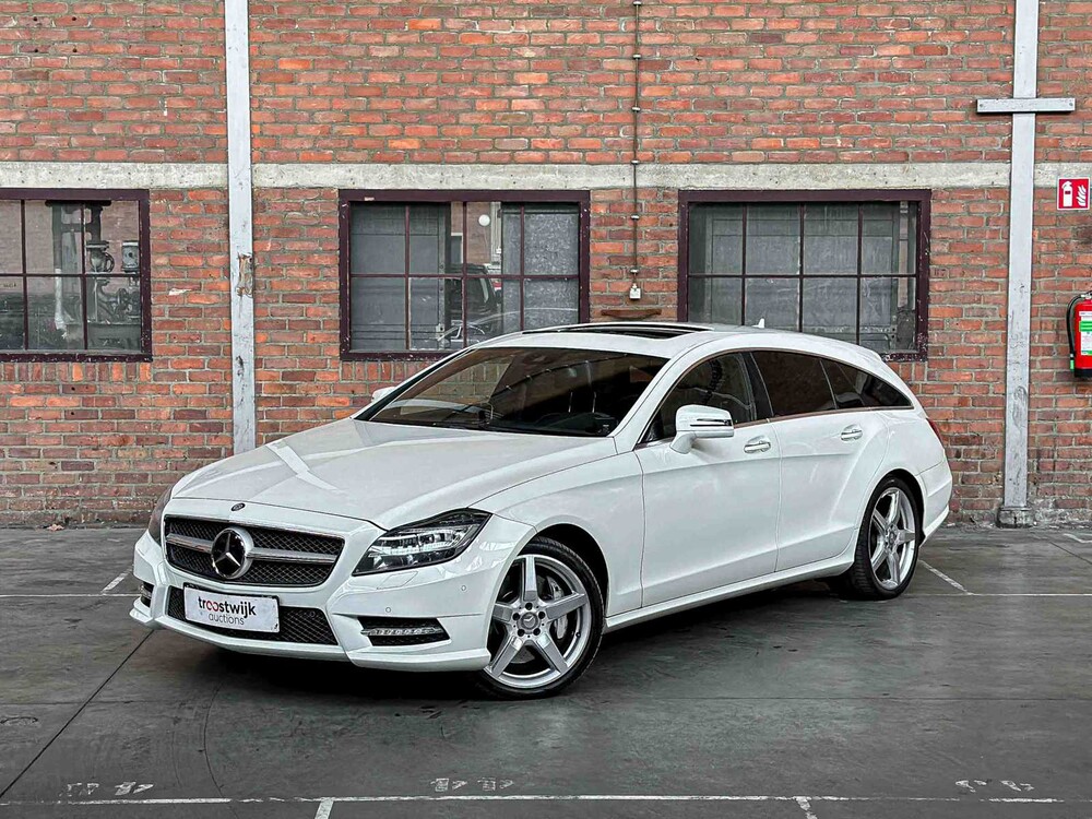 Mercedes-Benz CLS500 4Matic Shooting Brake 4.7 V8 408PS 2013 CLS-Klasse