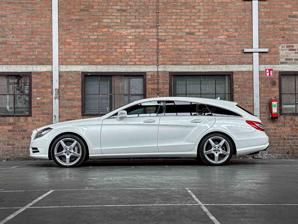 Mercedes-Benz CLS500 4Matic Shooting Brake 4.7 V8 408PS 2013 CLS-Klasse