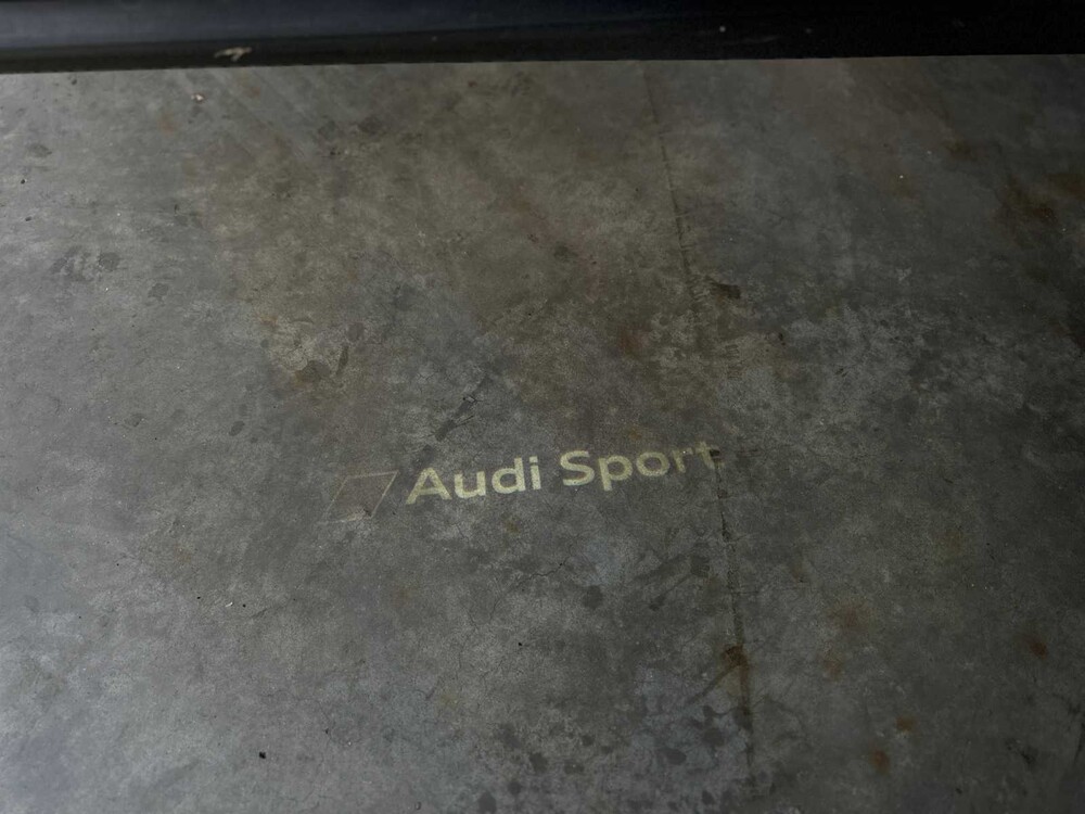 Audi RSQ8 4.0 TFSI V8 Quattro 600PS 2021, P-852-PZ