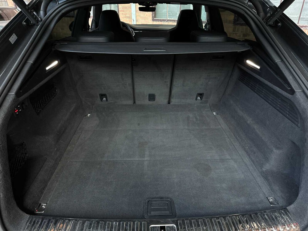 Audi RSQ8 4.0 TFSI V8 Quattro 600PS 2021, P-852-PZ