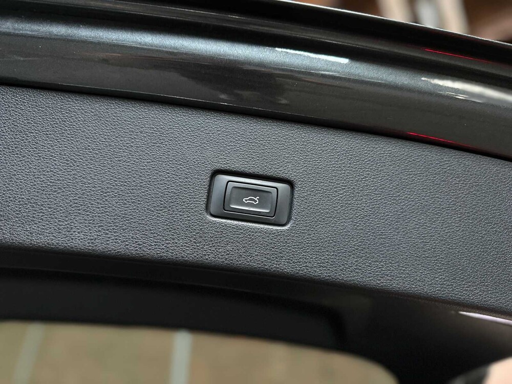Audi RSQ8 4.0 TFSI V8 Quattro 600PS 2021, P-852-PZ