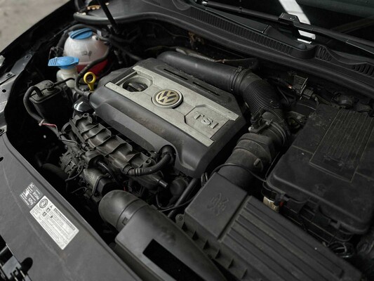Volkswagen Golf GTI VI 2.0 DSG 211pk 2010 (NEW ENGINE 71.547) Golf 6, J-699-TZ