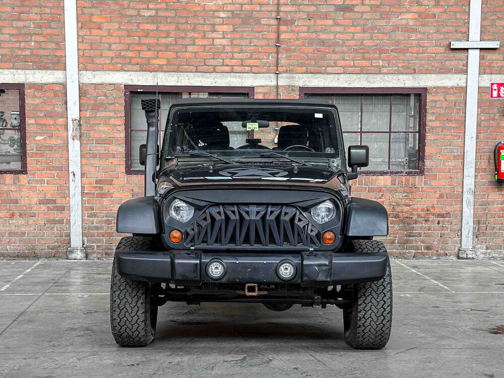 Jeep Wrangler Unlimited Sport 3.8 V6 199PS 2011