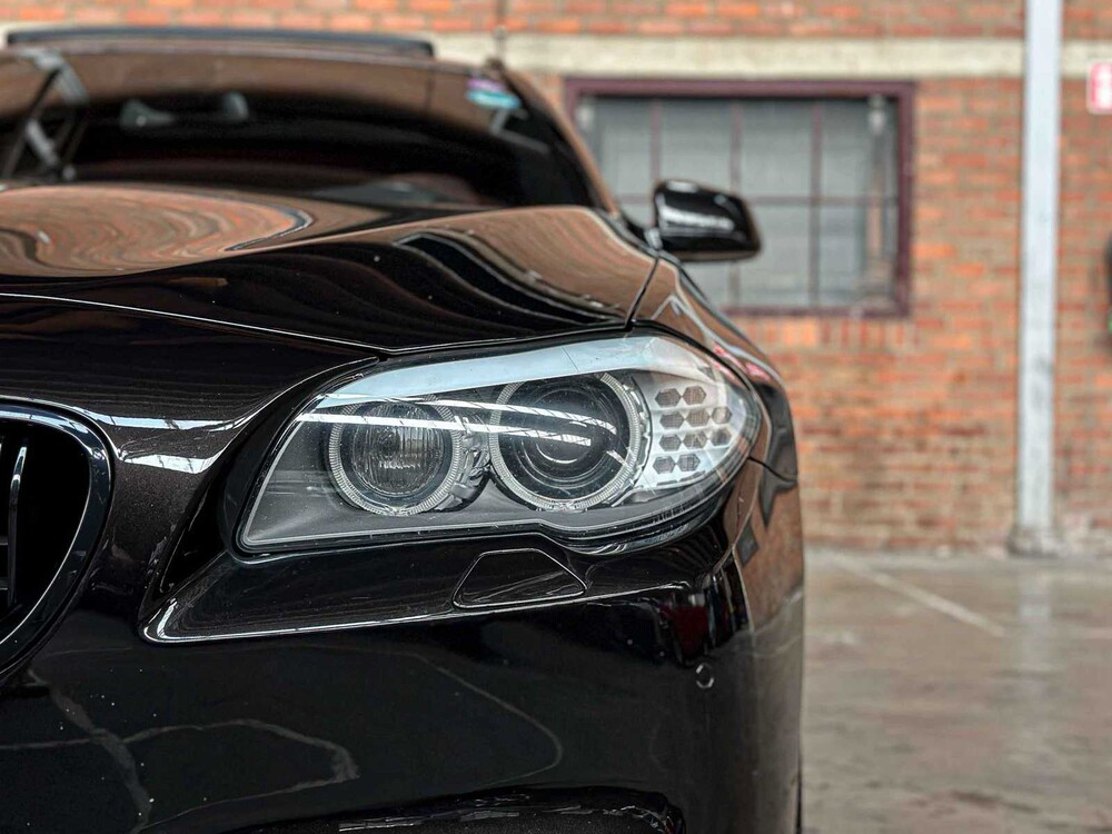BMW 550i 4.4 V8 High Executive M-Sport F11 408PS 2011 5er Touring, HP-259-J
