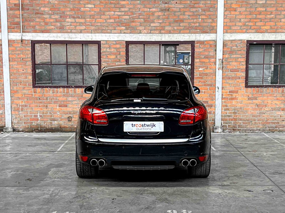 Porsche Cayenne Turbo 4.8 V8 500PS 2012