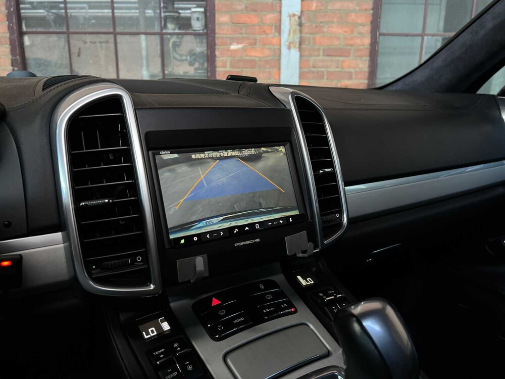 Porsche Cayenne Turbo 4.8 V8 500PS 2012