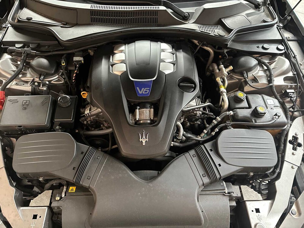 Maserati Ghibli 3.0 V6 S Q4 411PS 2015, SN-156-F