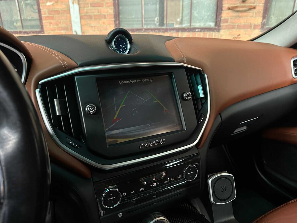 Maserati Ghibli 3.0 V6 S Q4 411PS 2015, SN-156-F