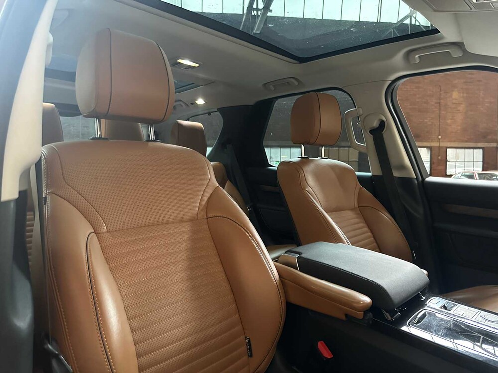 Land Rover Discovery 3.0 Td6 First Edition 7p. 258hp 2017, NT-499-K