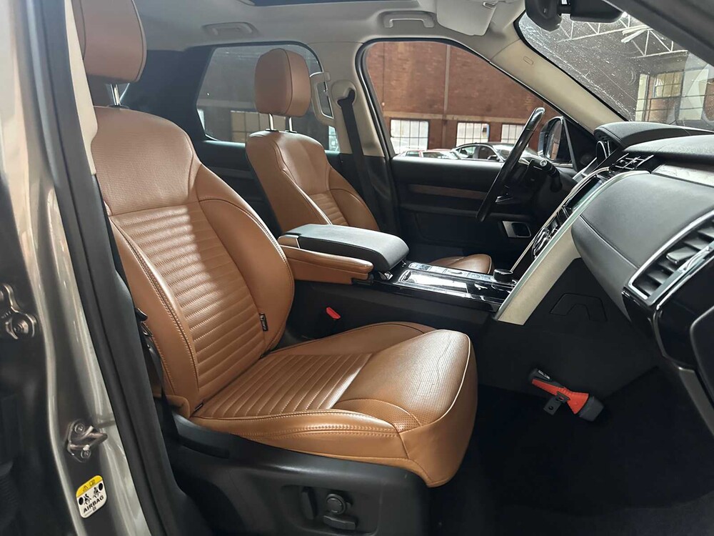 Land Rover Discovery 3.0 Td6 First Edition 7p. 258hp 2017, NT-499-K